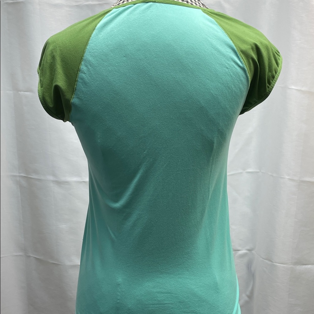 Patagonia “body” shirt Medium - Picture 2 of 5